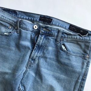 Men’s skinny bullhead denim worn once